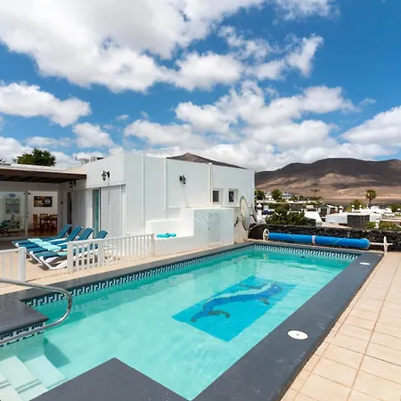 242 - Casa Blanca By Now Ltd Villa Playa Blanca