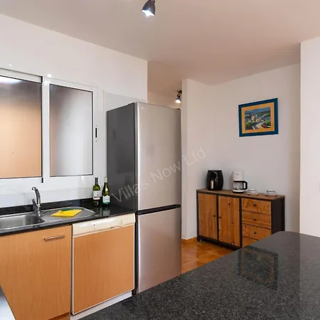 242 - Casa Blanca By Now Ltd Villa Playa Blanca (Lanzarote)