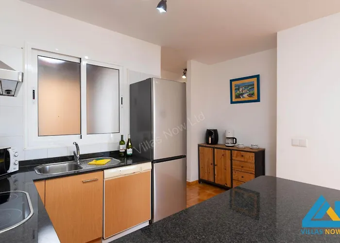 242 - Casa Blanca By Now Ltd Villa Playa Blanca (Lanzarote)